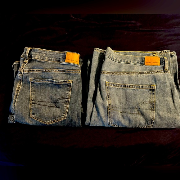 American Eagle Flared Jeans - Picture 1 of 3
